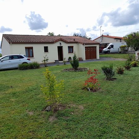 La Belle Maisonette Montmorillon Quarto foto
