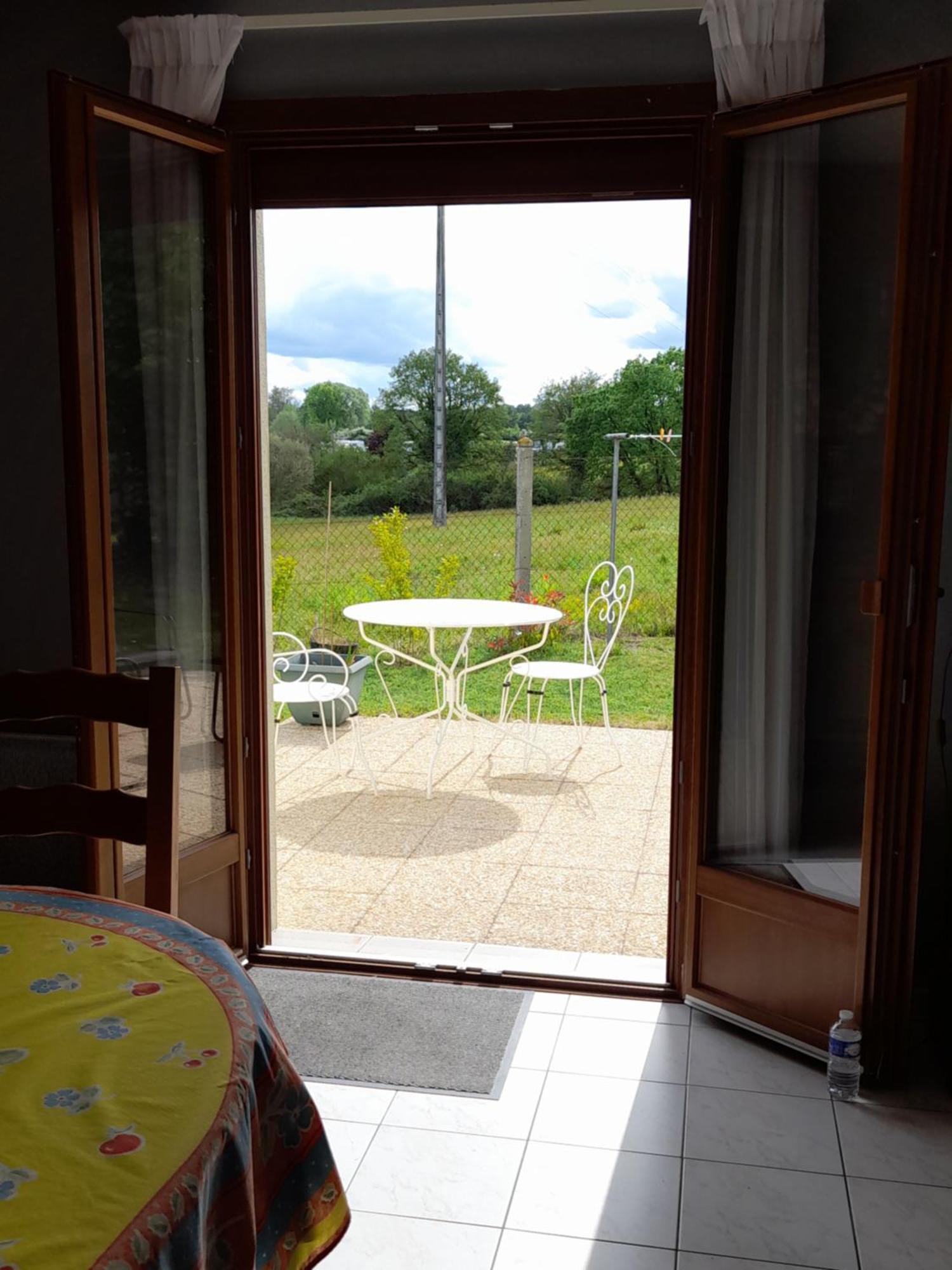 La Belle Maisonette Montmorillon Quarto foto